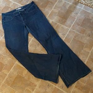Level 99 boot cut jeans size women’s 30